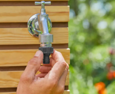 Фитинги за резервоари и бидони