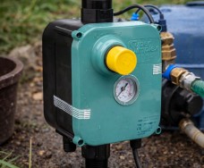 Пресостати и защитни табла за вода