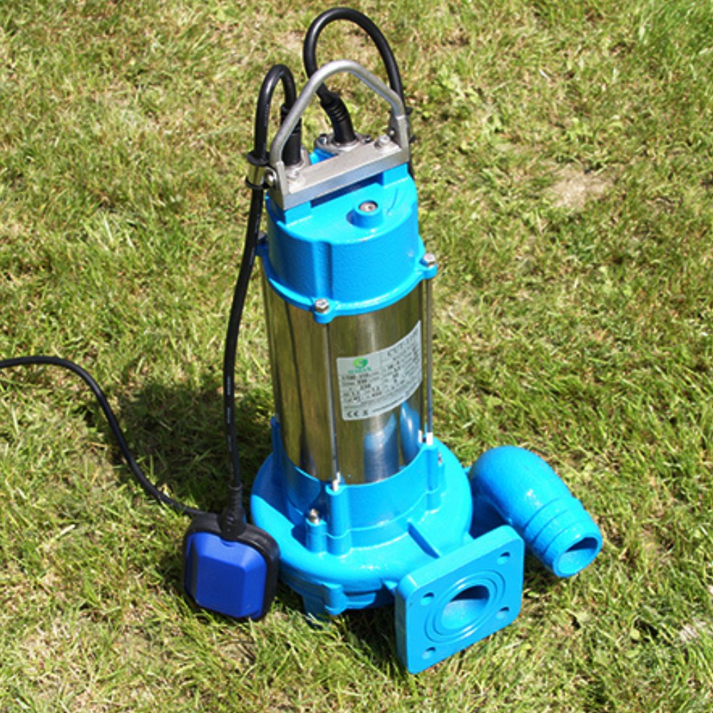 Submersible sewage pump with Gmax Cut blade
